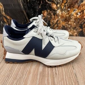 FIGS - New Balance 327